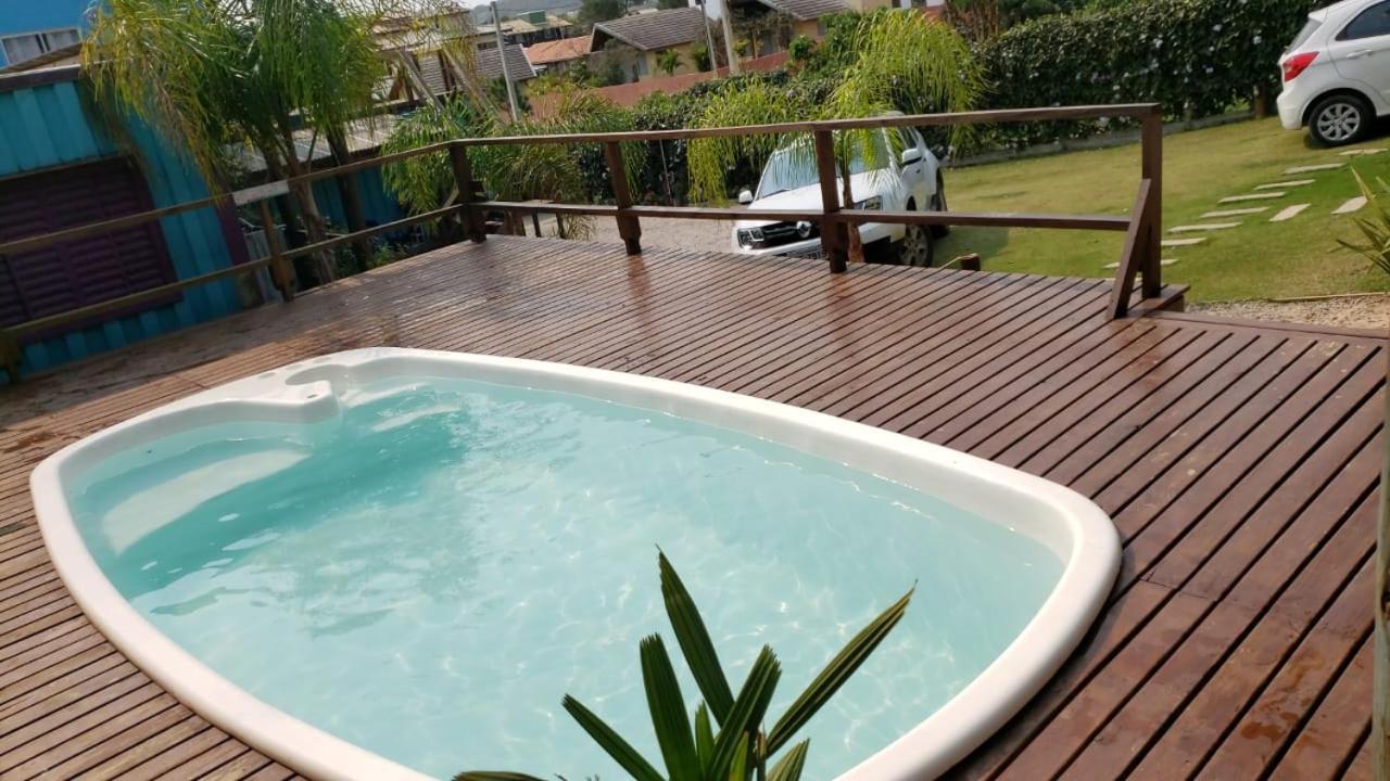Hindu Box Containers E Cabanas Прайя-ду-Роза Екстериор снимка