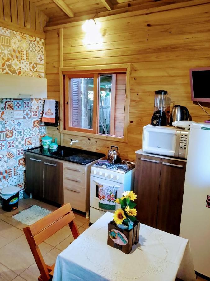 Hindu Box Containers E Cabanas Прайя-ду-Роза Екстериор снимка
