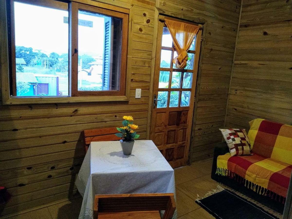 Hindu Box Containers E Cabanas Прайя-ду-Роза Екстериор снимка